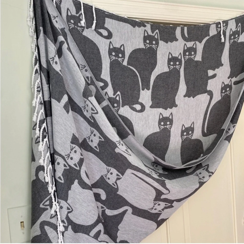 Wear Your Textile Clip Pointy Cat Ears FREE WITH Cat’s Meow Wrap Blanket Towel - Picture 14 of 15